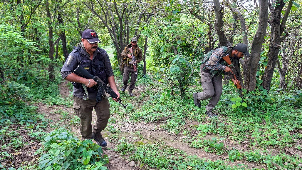 Indian Army Kills Terrorist in Budgam's Ashdar Gali After Overnight Standoff