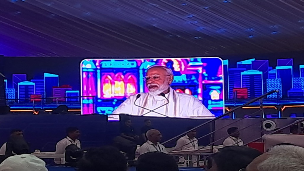 ‘વડોદરાને ગંદુ થવા નહીં દઈએ’ : વડાપ્રધાન મોદીએ નાગરિકો પાસે સ્વચ્છતાનો સંકલ્પ કરાવ્યો
