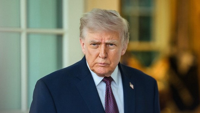 Trump Fumes at Fed Over Rate Hike and Demands Borrowing Costs Be Slashed to 1%