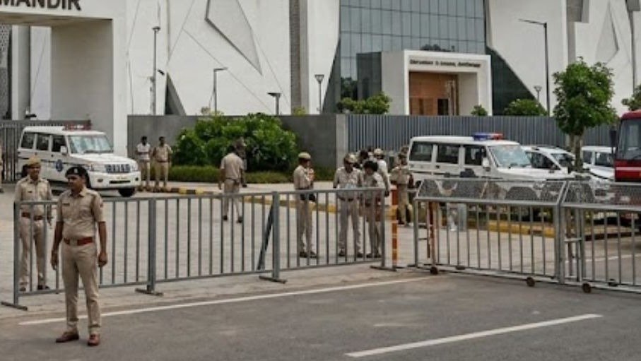 Rajkot Court, Mahatma Mandir and Nayara Refinery Receive Bomb Threat via Email Linked to Khalistani Group