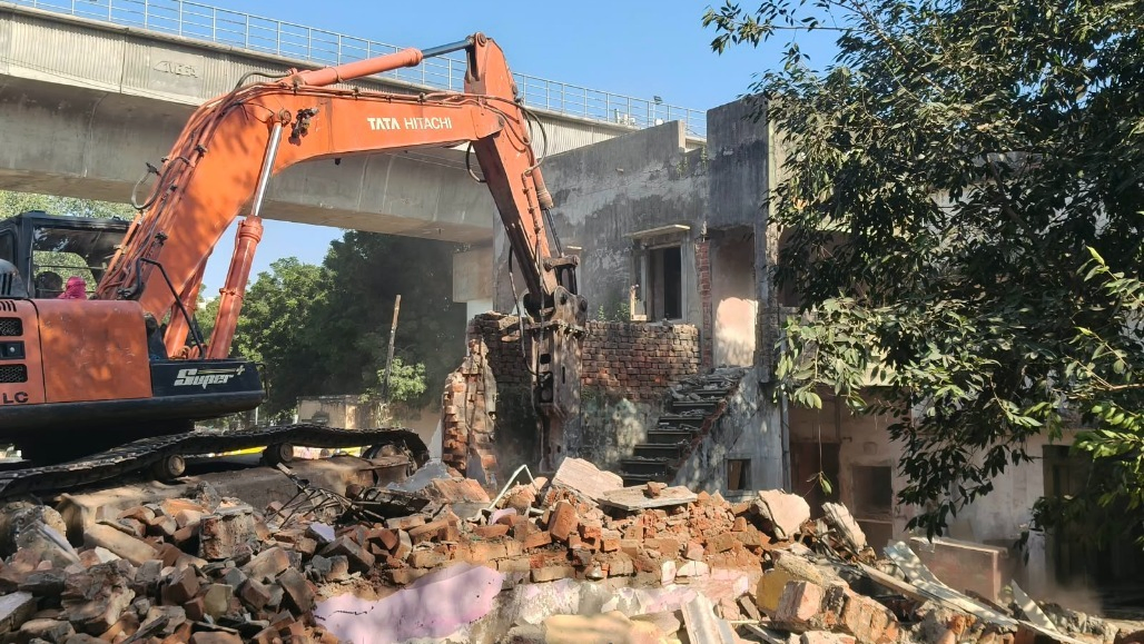 Commonwealth Games Prep: AMC Razes 76 Homes in Motera and Clears Gomtipur Encroachments