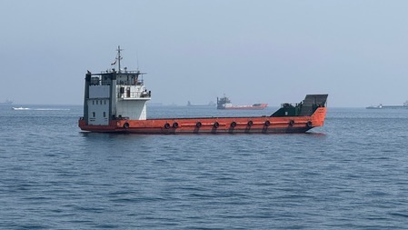 Iran Alleges Seven Oil Tankers Hit in Strait of Hormuz, Warns US of Wider Attacks