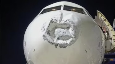 Lightning Strike Damages IndiGo Flight’s Nose At 17,000 Feet, Patna-Lucknow Plane Lands Safely