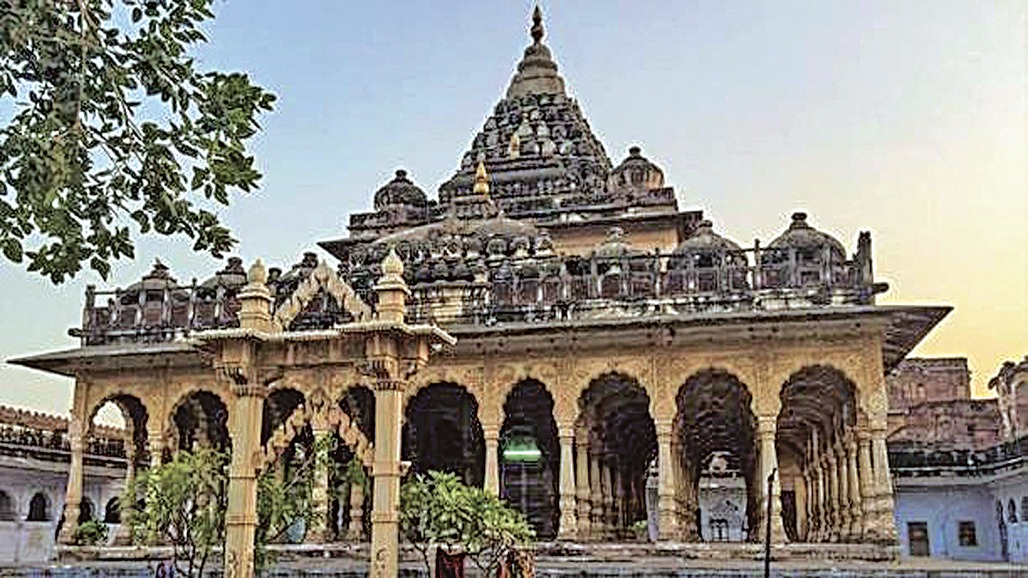 મહામાયા લગાડે મહામંદિરનું સ્થાપત્ય