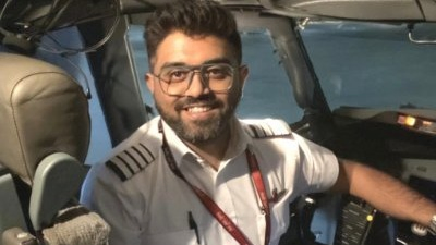 Who is Indian-Origin Captain Smit Machchhar Who Fought Off Omani Co-Pilot Mid-Air to Save 180 Lives on flydubai Flight