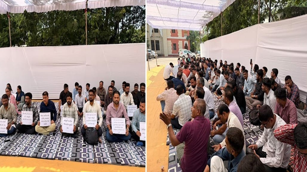 મહેસુલી કર્મચારીઓની અચોક્કસ મુદતની હડતાળ