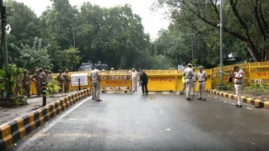 CJP Leaders Saurav Das, Ashutosh Ranka Detained During Jantar Mantar Protest