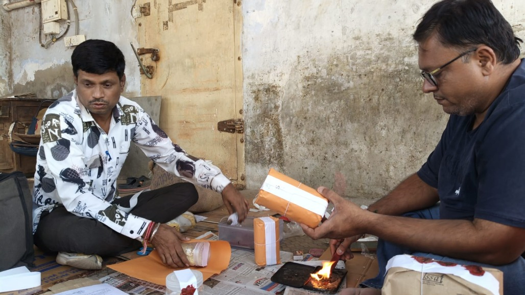 40,000 Kg of Suspicious Mawa Seized in Ahmedabad Ahead of Diwali; Lab Tests to Determine Quality