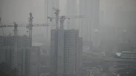 Singapore Haze Alert: Air Quality Turns ‘Worst in the World’ as Indonesian Wildfire Smoke Spreads