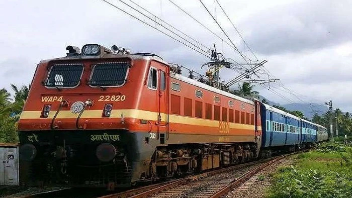 Festival Season Rush: Extra Sleeper Coach Added to Sabarmati–Prayagraj Special