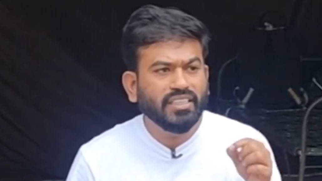 અભિજીત દીપકેના ઘર બહાર 50 પોલીસ