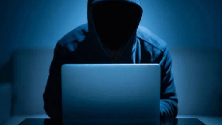 Cyber Fraudster Impersonates Ahmedabad Company Director on WhatsApp, Dupes Firm of ₹95.8 Lakh