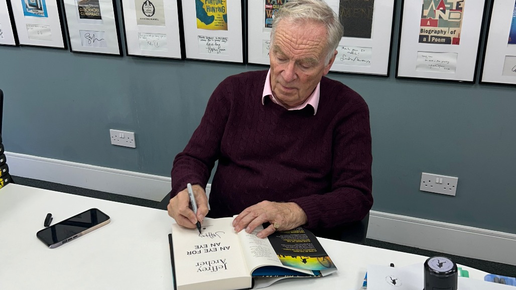 Bestseller, Politician, Peer, Prisoner: The Many Lives Of Jeffrey Archer