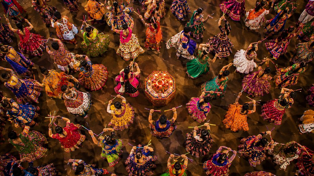 Navratri Garba Generates ₹ 700 Crore Business in Ahmedabad as Traditional Wear, Party Plots Drive Festive Boom