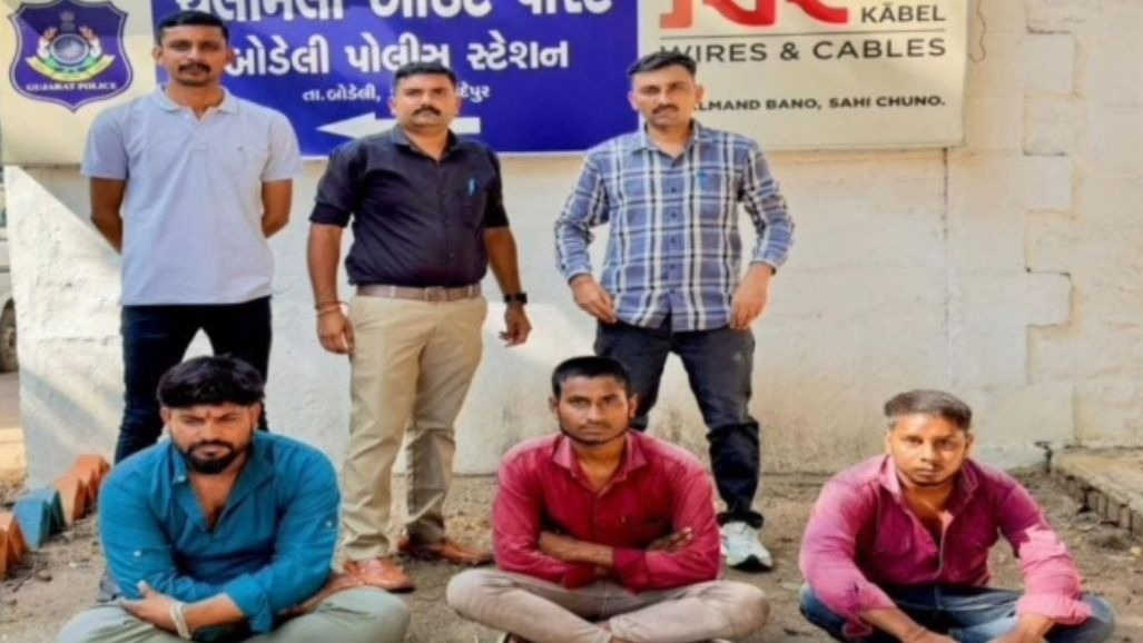 છોટા ઉદેપુર: બોડેલીના ચલામલી ગામે કરિયાણાની દુકાનમાં આગ ચાંપનાર આરોપીઓને પોલીસે ઝડપી પાડ્યા