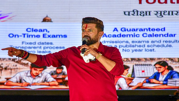 દિલ્હી કિલ્લેબંધી પર NDAમાં જ ડખો! ચિરાગ પાસવાને કહ્યું- યુવાનોને કોઈ રોકી નહીં શકે