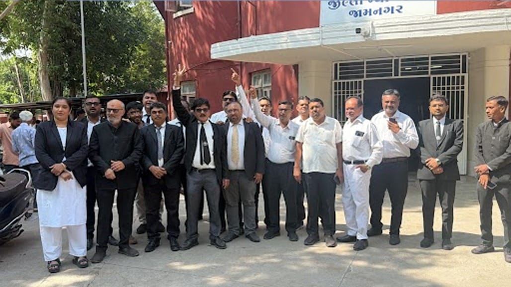 જામનગરના વકીલોનો રેન્ટ એક્ટ સામે વિરોધ