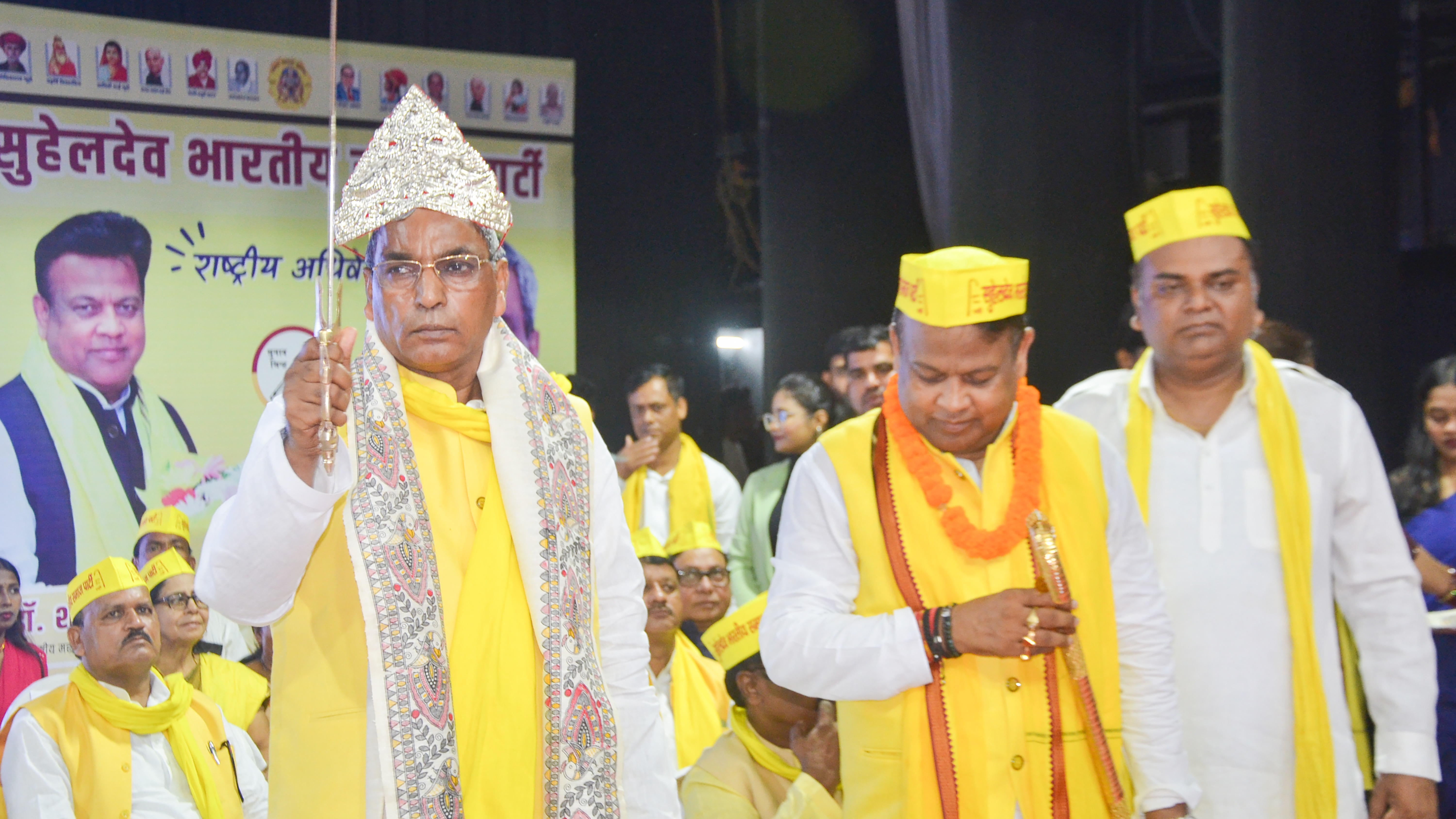 'આ તો ભણેલા-ગણેલાના વોટ હતા, આમ જનતાના નહીં!' વારાણસીમાં ભાજપની હાર અંગે દિગ્ગજ નેતા 1
