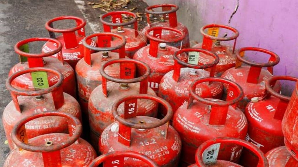 તહેવારો પહેલાં કોમર્શિયલ LPG અને ATF મોંઘા