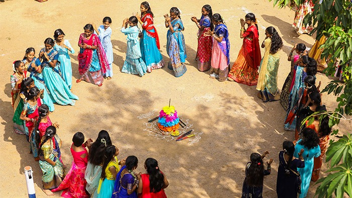 તહેવારોમાં આગામી અઠવાડિયે ઘણા દિવસો બંધ રહેશે શાળાઓ, કેટલાક રાજ્યોમાં મળશે 10 દિવસની રજાઓ