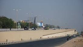 SG Highway Bridge Work Hits Utility Hurdle: 900mm Trunk Line Forces ₹31.78 Lakh Relocation