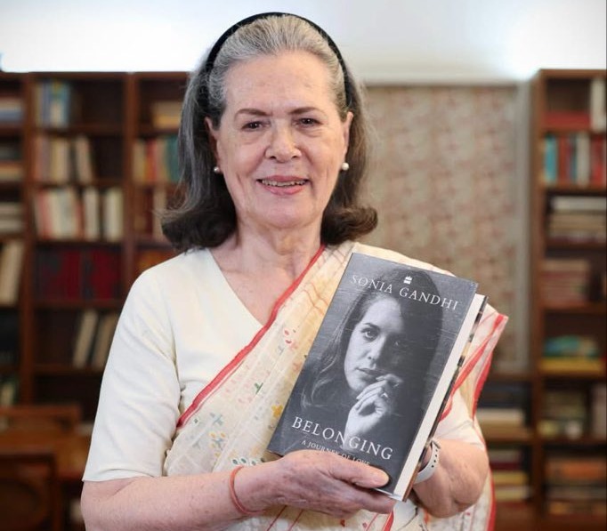 Sonia Gandhi Book-3.jfif